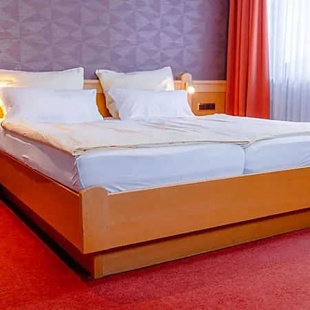 Unter Den Linden Hotell Schwetzingen