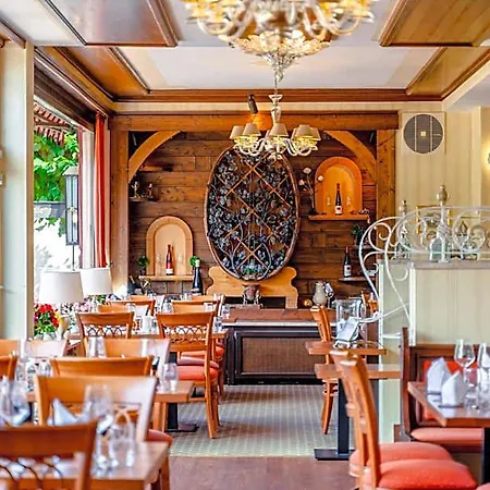 Hotell Unter Den Linden Schwetzingen