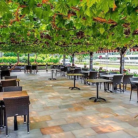 Hotell Unter Den Linden Schwetzingen
